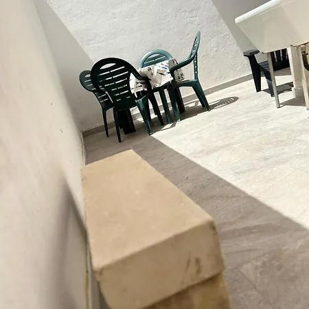 Ampia Dimora Con Volte E Cortile Apartment Giurdignano