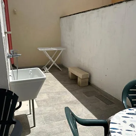 Ampia Dimora Con Volte E Cortile 아파트 *